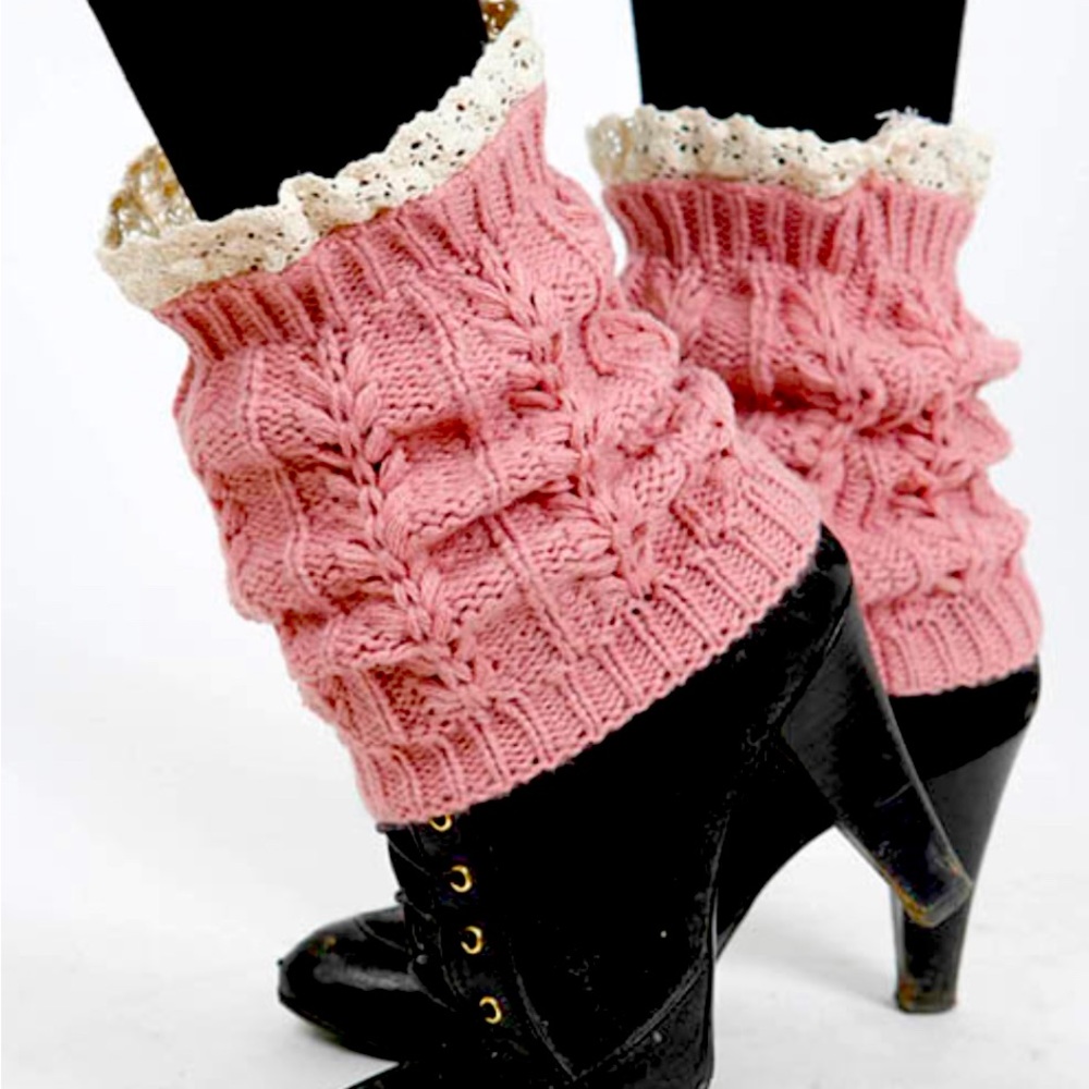 Pink knitted leg warmers